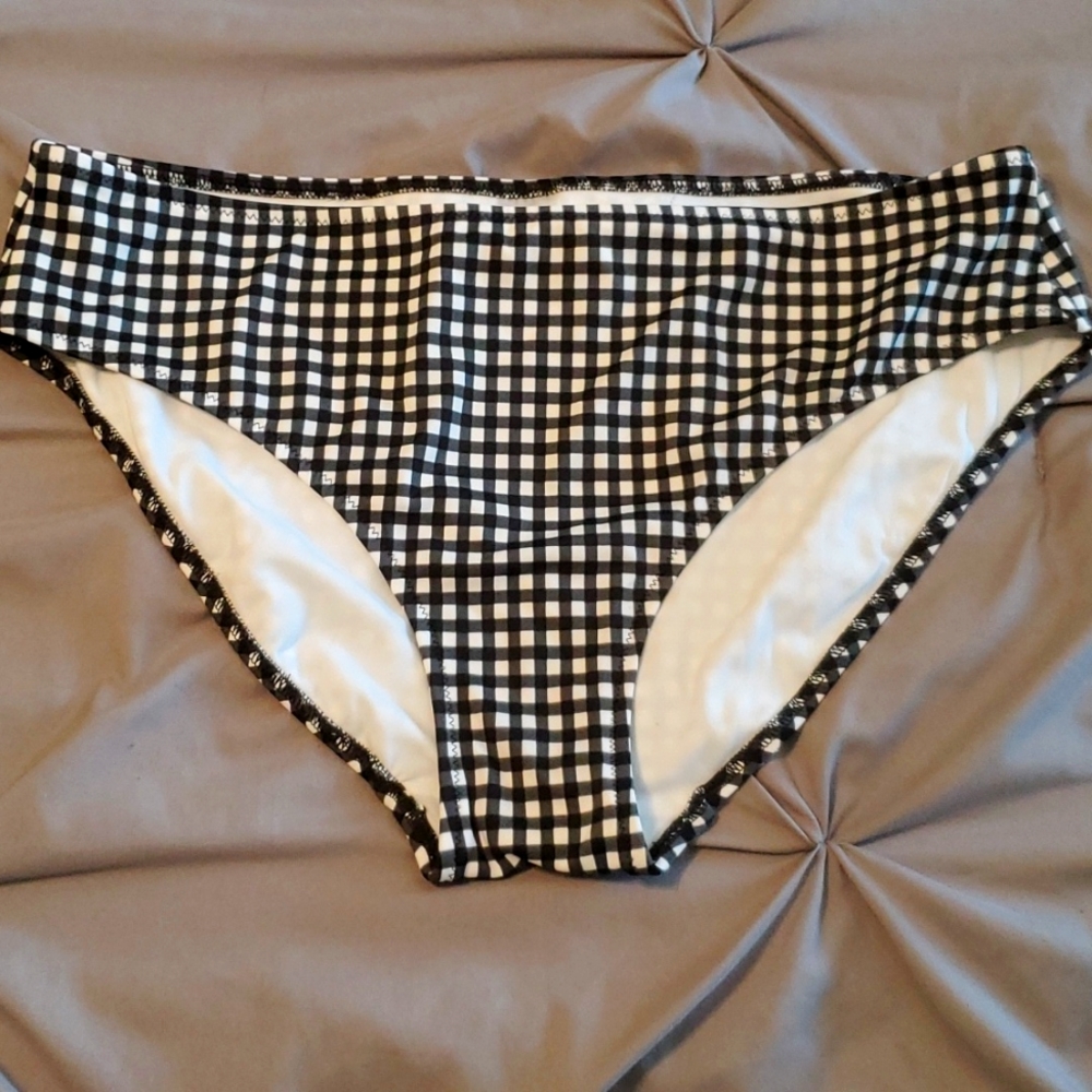 FREYA XL almost new high waist bikini bottom